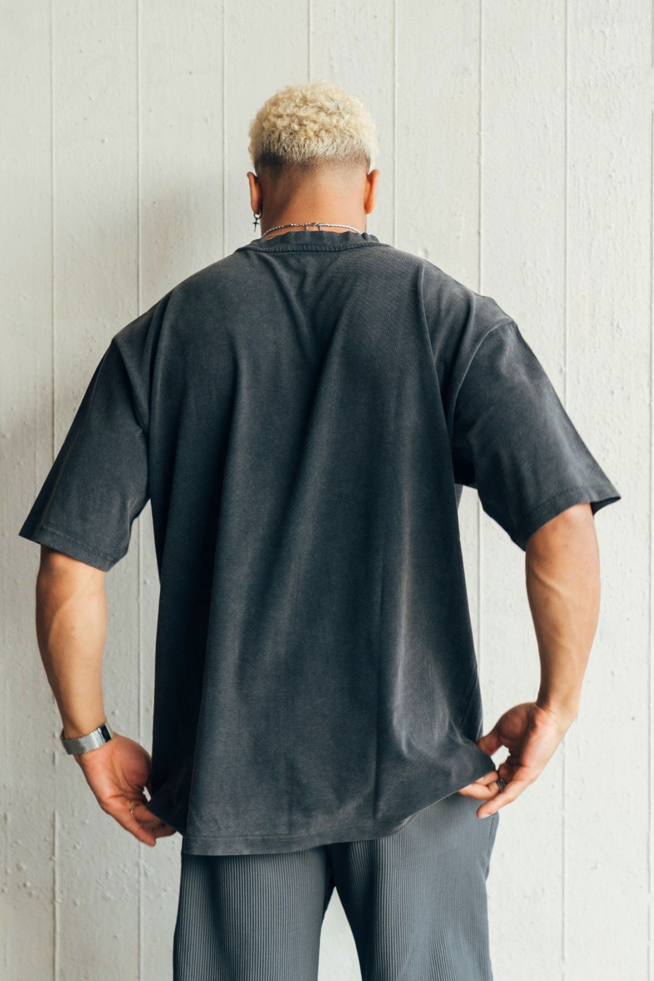 #color_Shirt-Vintage-Black