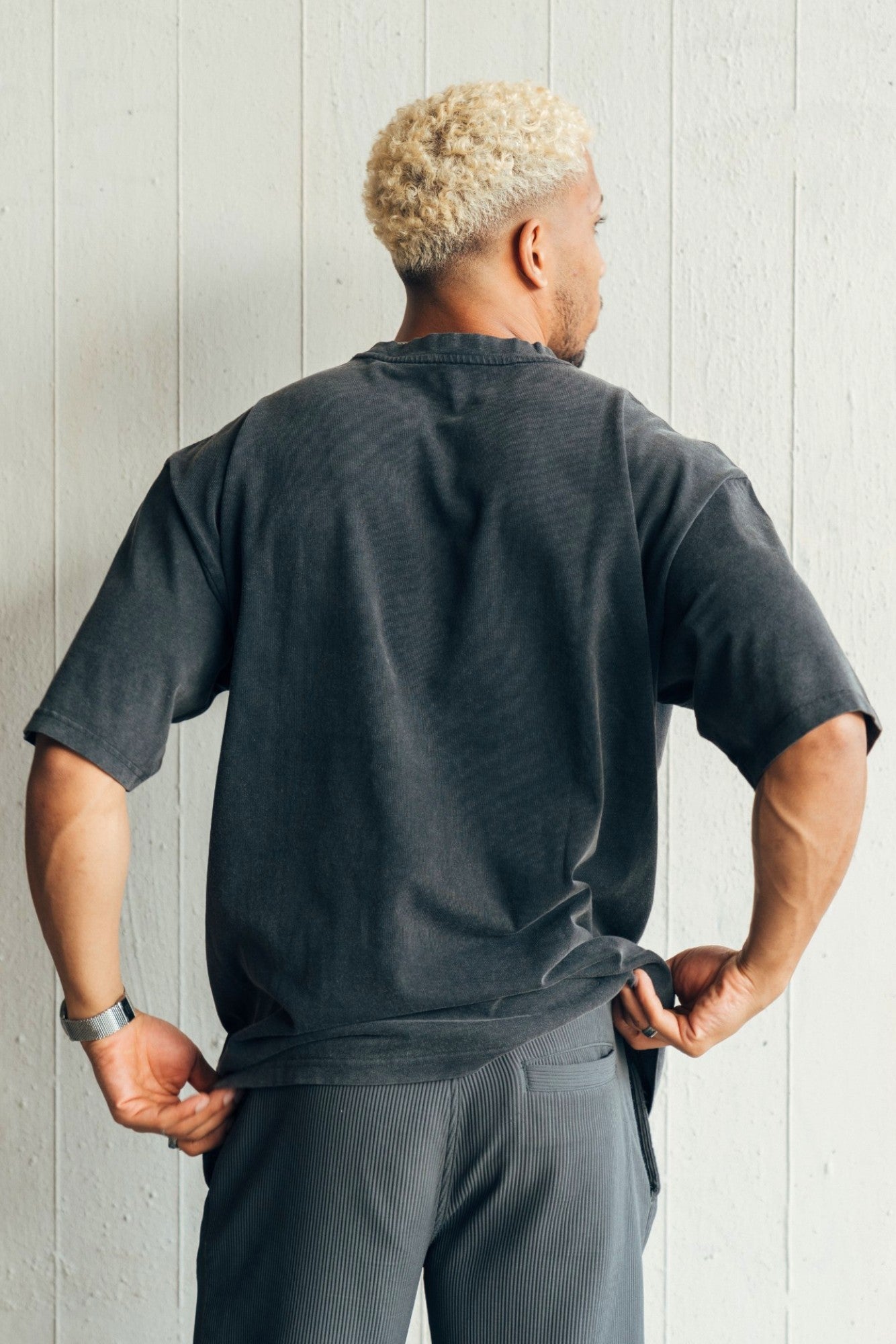 #color_Shirt-Vintage-Black