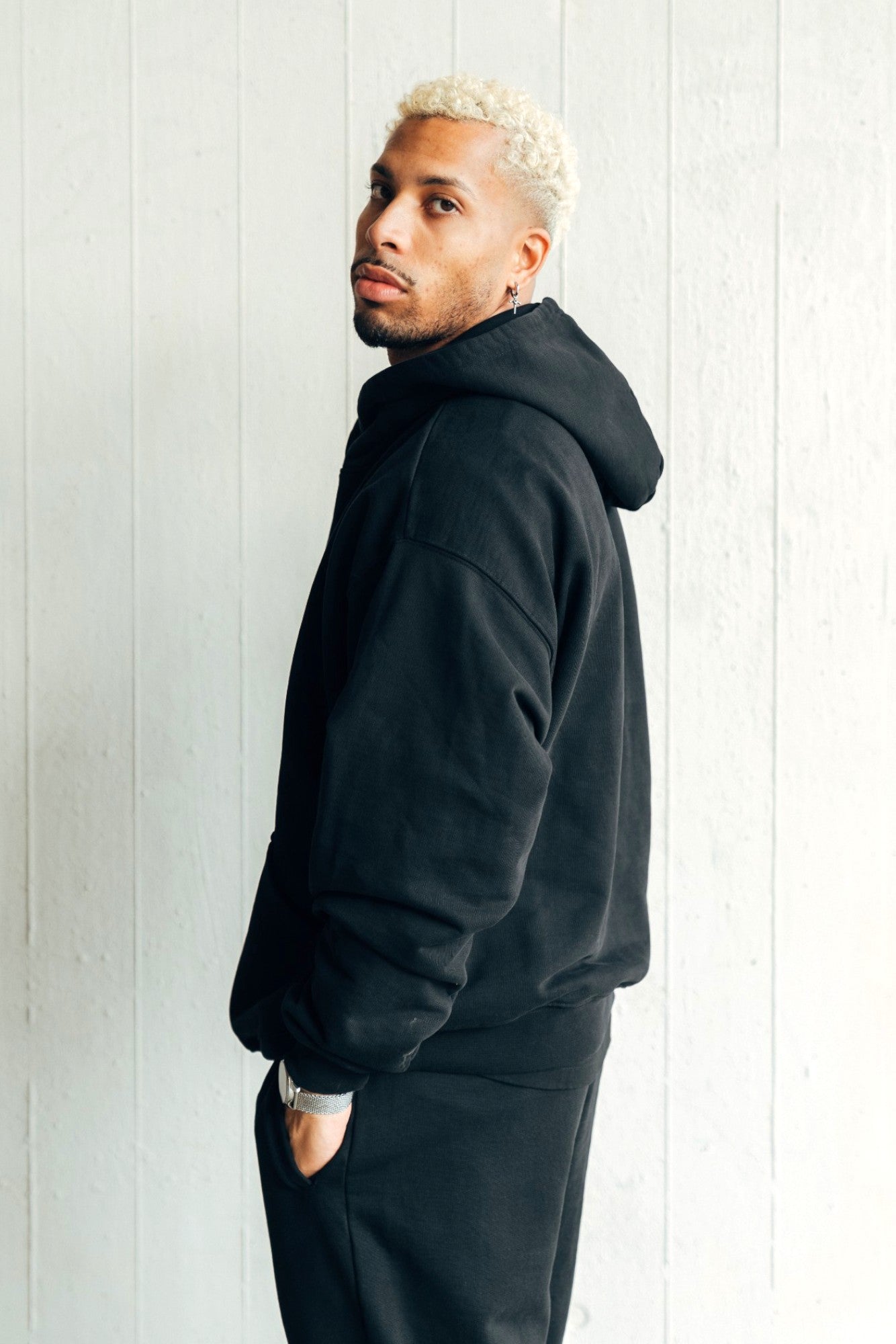 #color_Hoodie-black